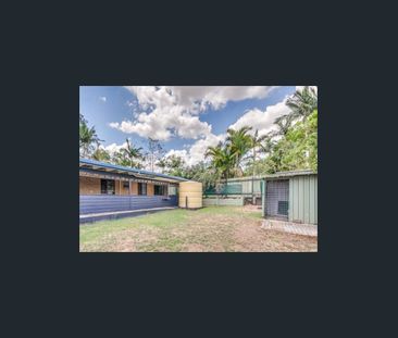 Comfortable Family Home in Calamvale - Photo 4