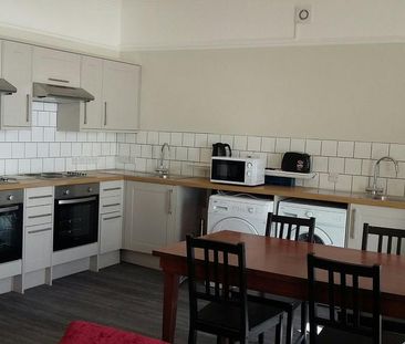 1 bedroom house of multiple occupation to rent - Photo 6
