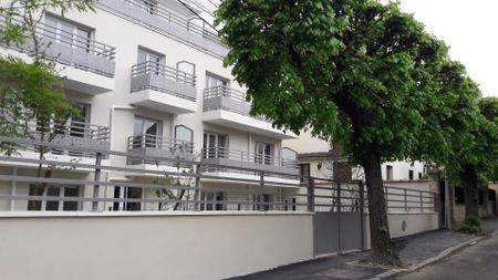 location Appartement T2 DE 41m² À NEUILLY PLAISANCE - Photo 5