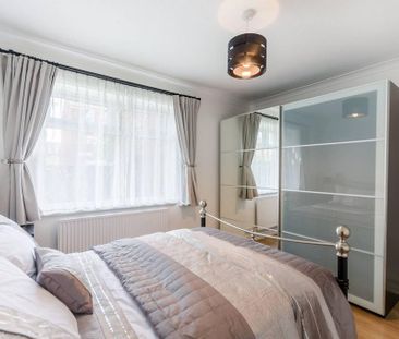 4 bedroom flat to rent - Photo 5