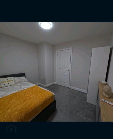 Apartment 2 2 Roseland Place, Donegall Road, Belfast, BT12 5AJ - Photo 4