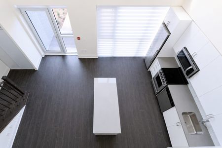 For Lease - 509 Dundas Street Unit# 107, Oakville, Ontario - Photo 2