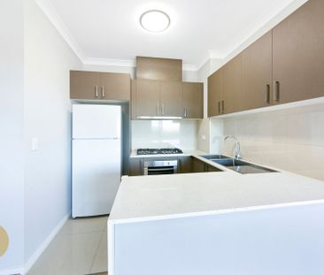 Ultra Convenient Location - Photo 5