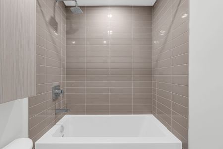 For Lease - 4130 Parkside Village Drive Unit# 1207, Mississauga, Ontario - Photo 3