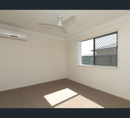 2/4 Crisp Street, Ormeau, Qld 4208 - Photo 2