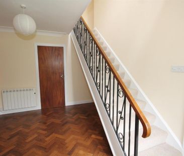 4 bedroom detached bungalow to rent - Photo 5