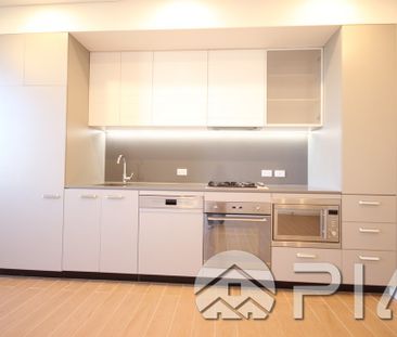 spacious one bedroom apartment for lease ! - Photo 6