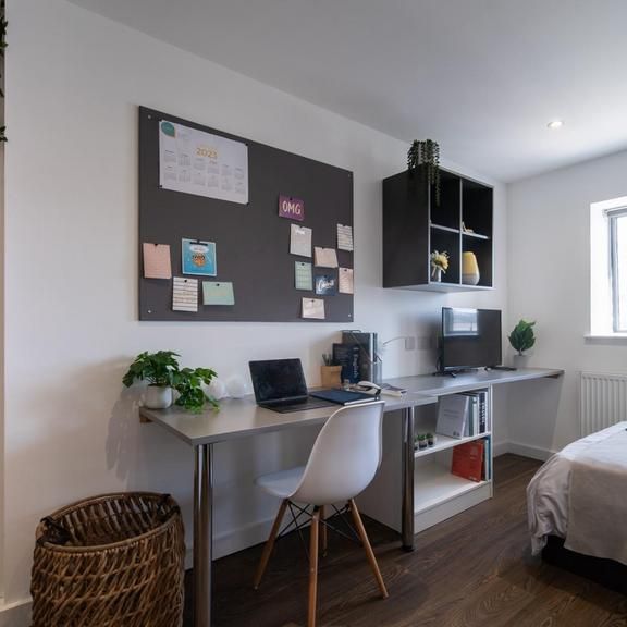 Studio to rent - Photo 1