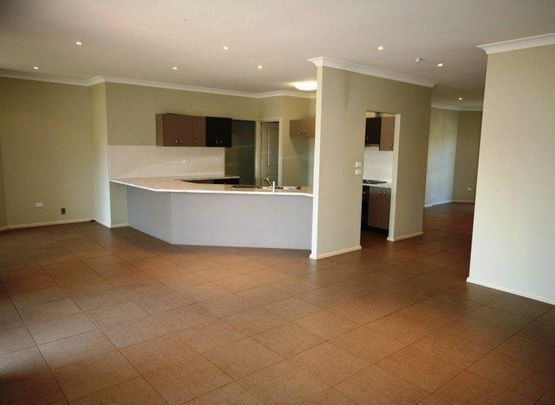 Spacious Single-Level Family Home in Gerringong - Photo 1