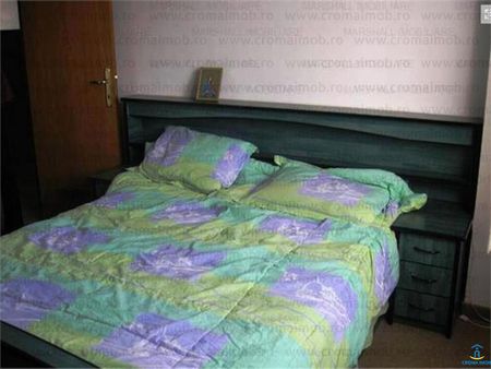 De inchiriat Apartament 3 camere Ploiesti, zona Mihai Viteazul - Photo 3