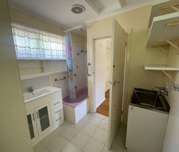 Cozy 1 Bed Unit in the Heart of Springvale - Photo 5