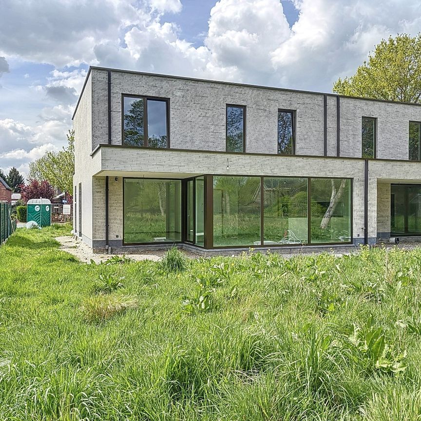 Huis te huur in Deurle - Photo 1