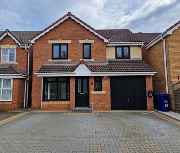 4 bedroom detached house to rent - Photo 3