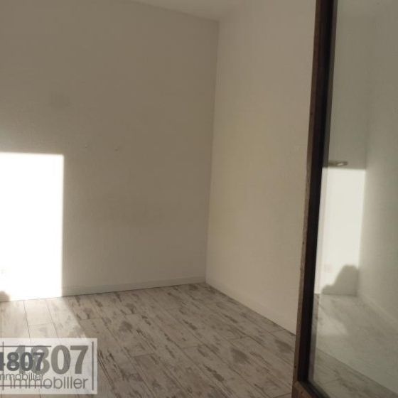 Appartement T2 à louer à Sallanches - Photo 1