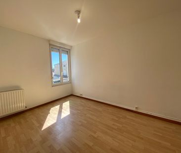 Location Appartement 2 pièces 44m² - Photo 2
