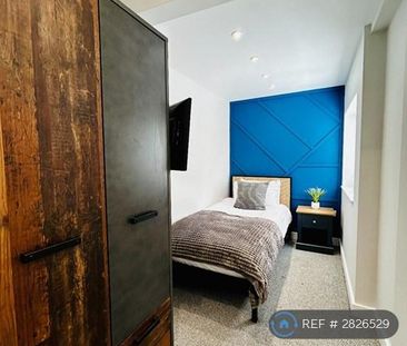 1 bedroom in a house share to rent - Photo 4