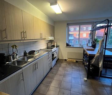 S Lasarettsvägen 17 - Photo 4