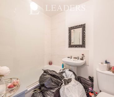 3 bedroom house to rent Binyon Close, Stowmarket, IP14 - Photo 1