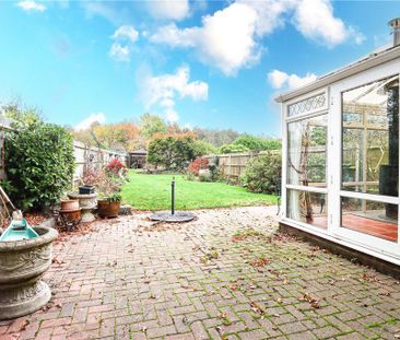 3 bedroom semi-detached house to rent - Photo 6