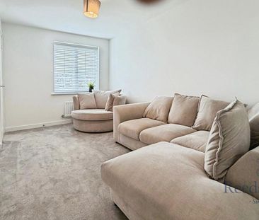 3 bedroom semi-detached house to rent - Photo 2
