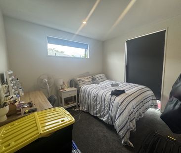 66 Matipo Road, Te Atatu Peninsula - Photo 3