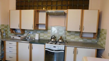 Budynek usługowo - mieszkalny - Фото 3