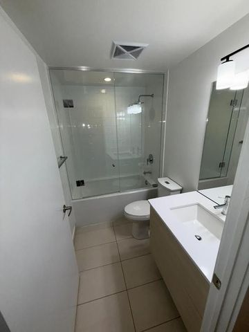 For Lease - 210 Simcoe Street Unit# 904, Toronto, Ontario - Photo 4