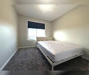 Paisley 4 bed 3.5 Bath Duplex For Rent - Photo 5