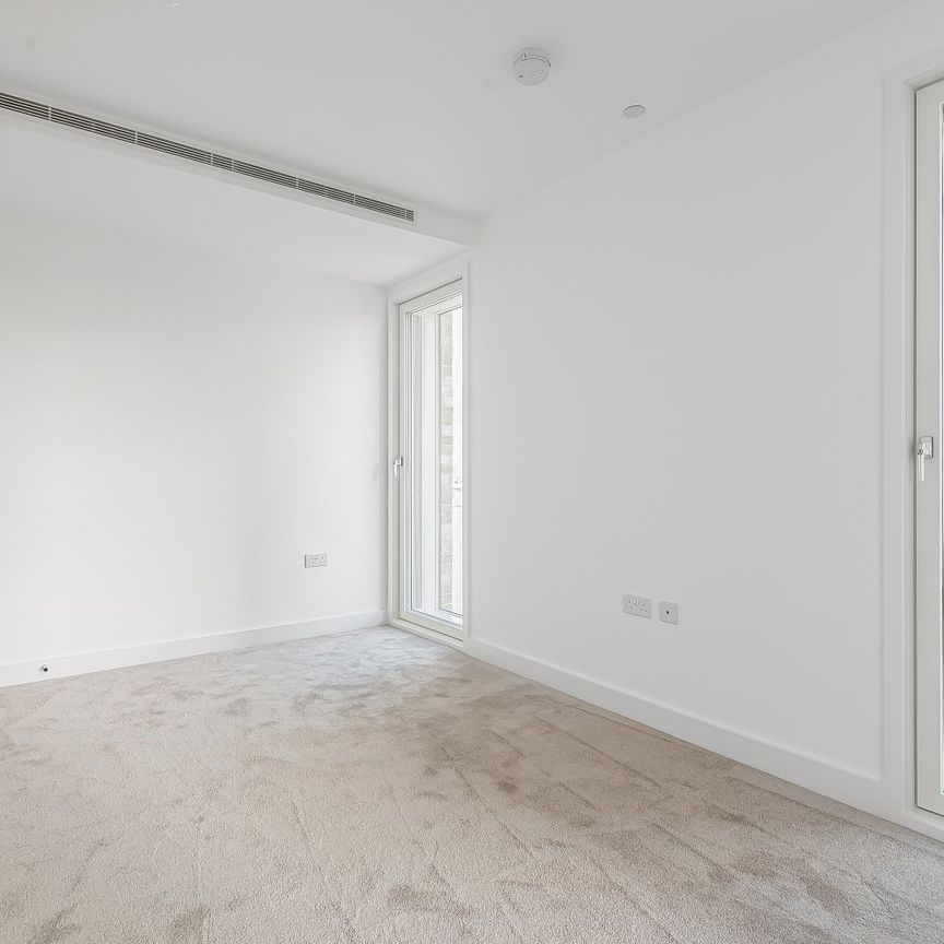 Flat to rent - Rennie Street, Greenwich, SE10 - Photo 1