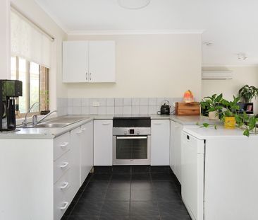 4 Sandalwood Terrace, Nerang QLD 4211 - House For Rent | Domain - Photo 6