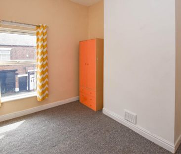 3 bed House - Terraced for Rent - Photo 5