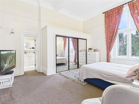 3 bedroom apartment to rent - Photo 3