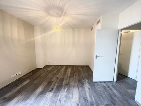 Location Appartement 2 pièces 34m² BASTIA 20200 - Photo 5
