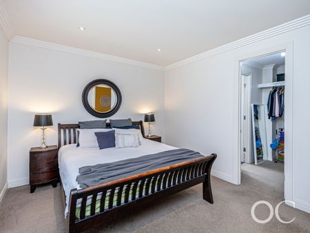 Open the Door To Executive 4 Bedroom Living - Photo 5