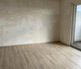 Modernisierte Balkonwohnung mit neuwertigem Bad und Laminat in ruhi... - Photo 1