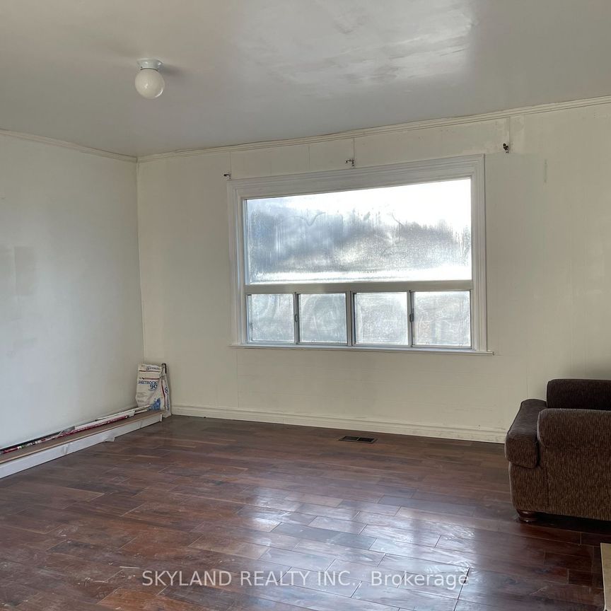 For Lease - 14170 Yonge Street Unit# Unit A, Aurora, Ontario - Photo 1