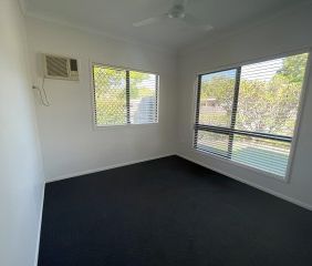 Perfect for the Small Family - Photo 4