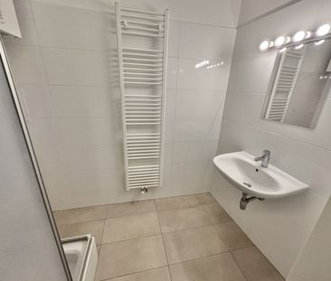 Unbefristete, nicht zentralbegehbare 2 Zimmer Stilaltbau- Wohnung n... - Photo 5