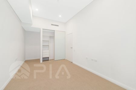 Luxury 1 bed Apartment for lease - Photo 3