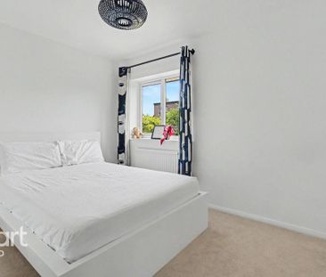 4 bedroom detached house to rent - Photo 4