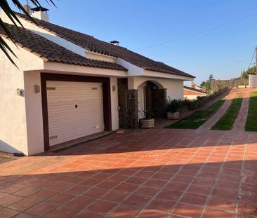 4 room luxury House for rent in Cabrils, Catalonia - Photo 3