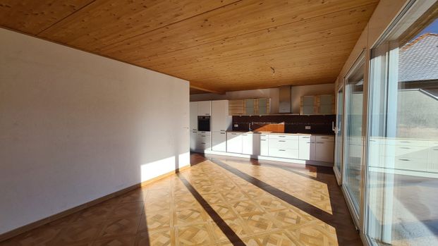 Geräumige 4.5-Zimmer-Wohnung mit Balkon in Cornol - Photo 1