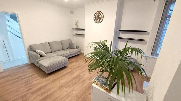 2 bedroom house to rent - Photo 1