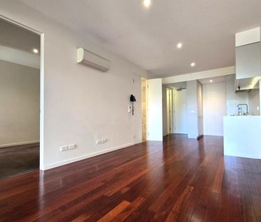 Luxury 2 Bedroom Apartment with Parking For Rent - Photo 1