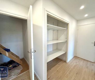 Location Appartement 5 pièces 92m² DUNIERES 43220 - Photo 4