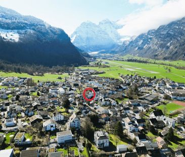 GLÄRNISCHBLICK | renovated 1.5-room apartment in a central location... - Foto 6