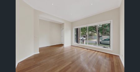 Lovely Home in a Quiet, Central Location - Photo 3