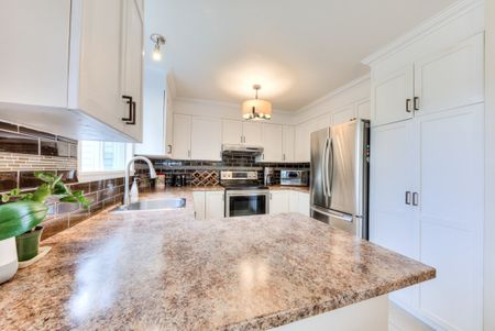 Nouveauté sur le marché Maison à étages à louer - Laval (Chomedey) (Place Renaud) - Photo 4