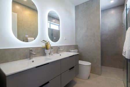 Karaka - 4 Bedrooms with 2.5 Bathrooms - Photo 2