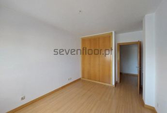 Apartamento T2+1 em Porto